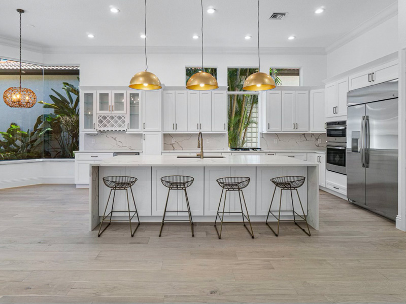 Coastline Amelia Oak Full kitchen